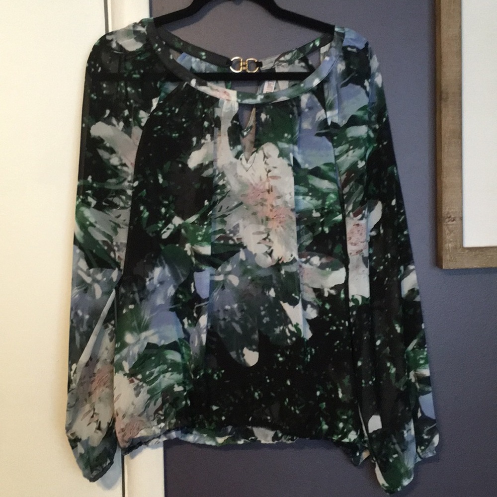 XL Jennifer Lopez top